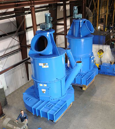 Blue roller mill pulverizer for fine grinding - Williams Patent Crusher