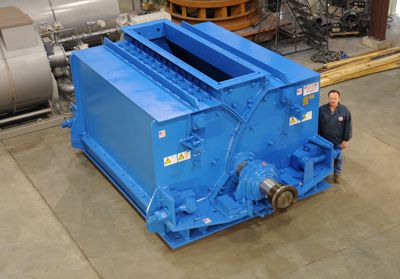 Blue reversible impactor for reducing materials - Williams Patent Crusher